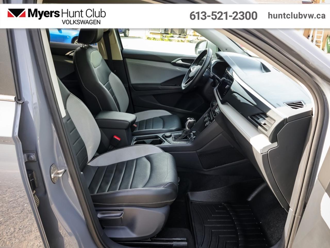 2022 Volkswagen Taos Highline 4MOTION  - Leather Seats Photo