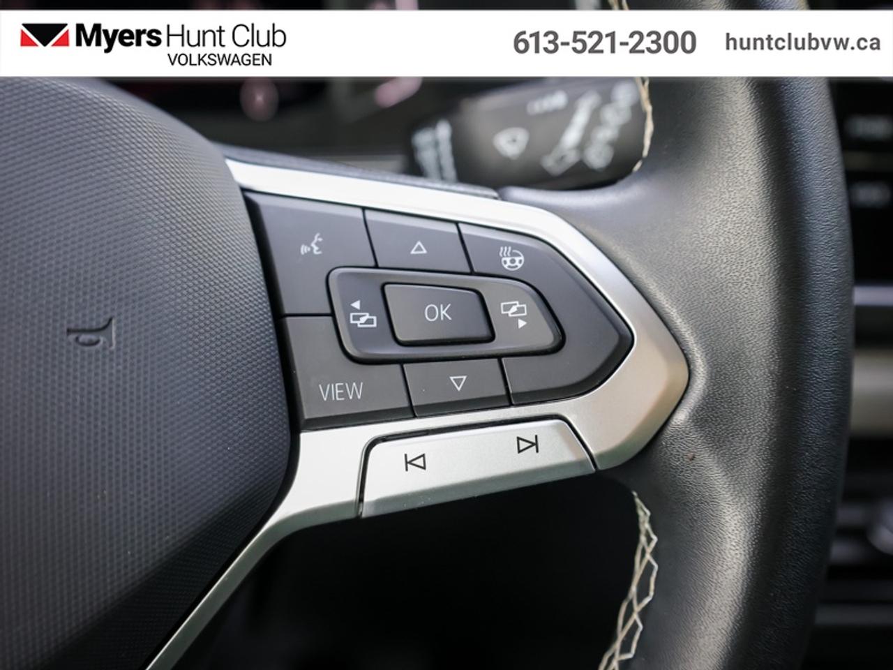 2022 Volkswagen Taos Highline 4MOTION  - Leather Seats Photo