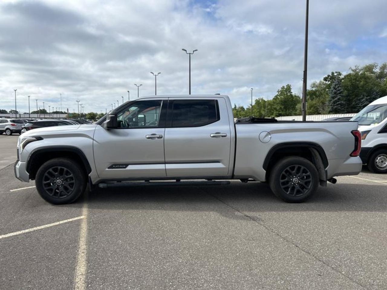 Used 2023 Toyota Tundra Platinum Crewmax 4x4 | No Accidents | 360 Camera | Panoramic Roof | Vent Seats for sale in Cayuga, ON