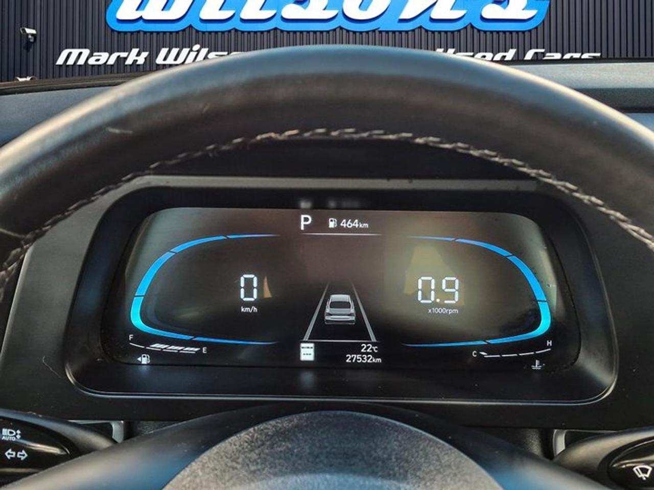 2025 Hyundai Elantra Preferred | Heated Wheel + Seats | Remote Start | BSM | CarPlay + Android | Rear Camera | and More ! Photo