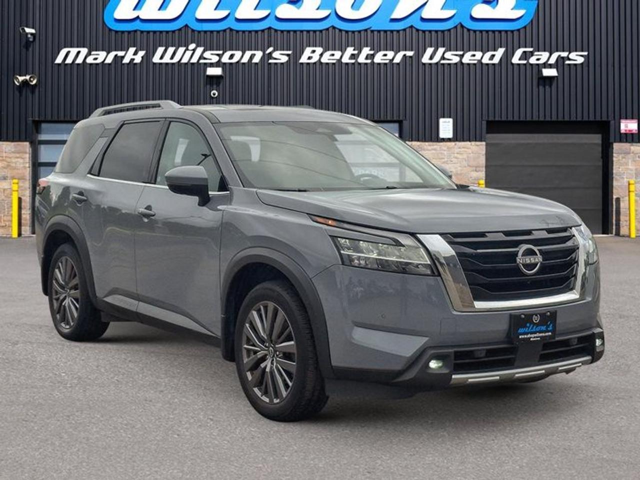 2024 Nissan Pathfinder SL 4WD | Leather | Pano Roof | Heated Seats | Bose Audio | Remote Start | Power Liftgate | and More! Photo