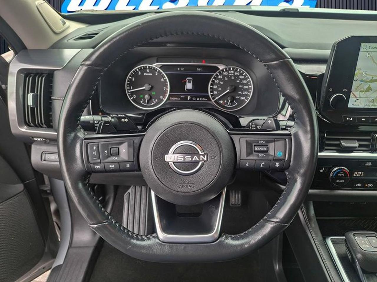 2024 Nissan Pathfinder SL 4WD | Leather | Pano Roof | Heated Seats | Bose Audio | Remote Start | Power Liftgate | and More! Photo