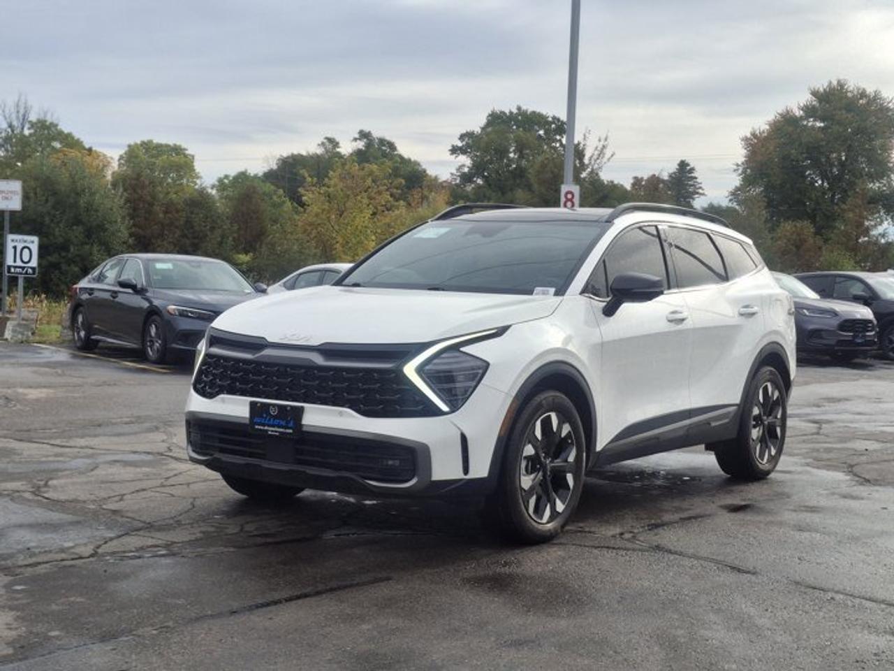 2023 Kia Sportage X-Line Limited AWD | Leather | Pano Roof | Heated Seats + Steering | Cooled Seats | and More ! Photo