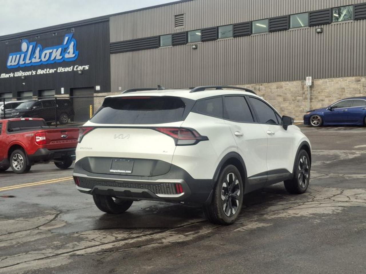 2023 Kia Sportage X-Line Limited AWD | Leather | Pano Roof | Heated Seats + Steering | Cooled Seats | and More ! Photo