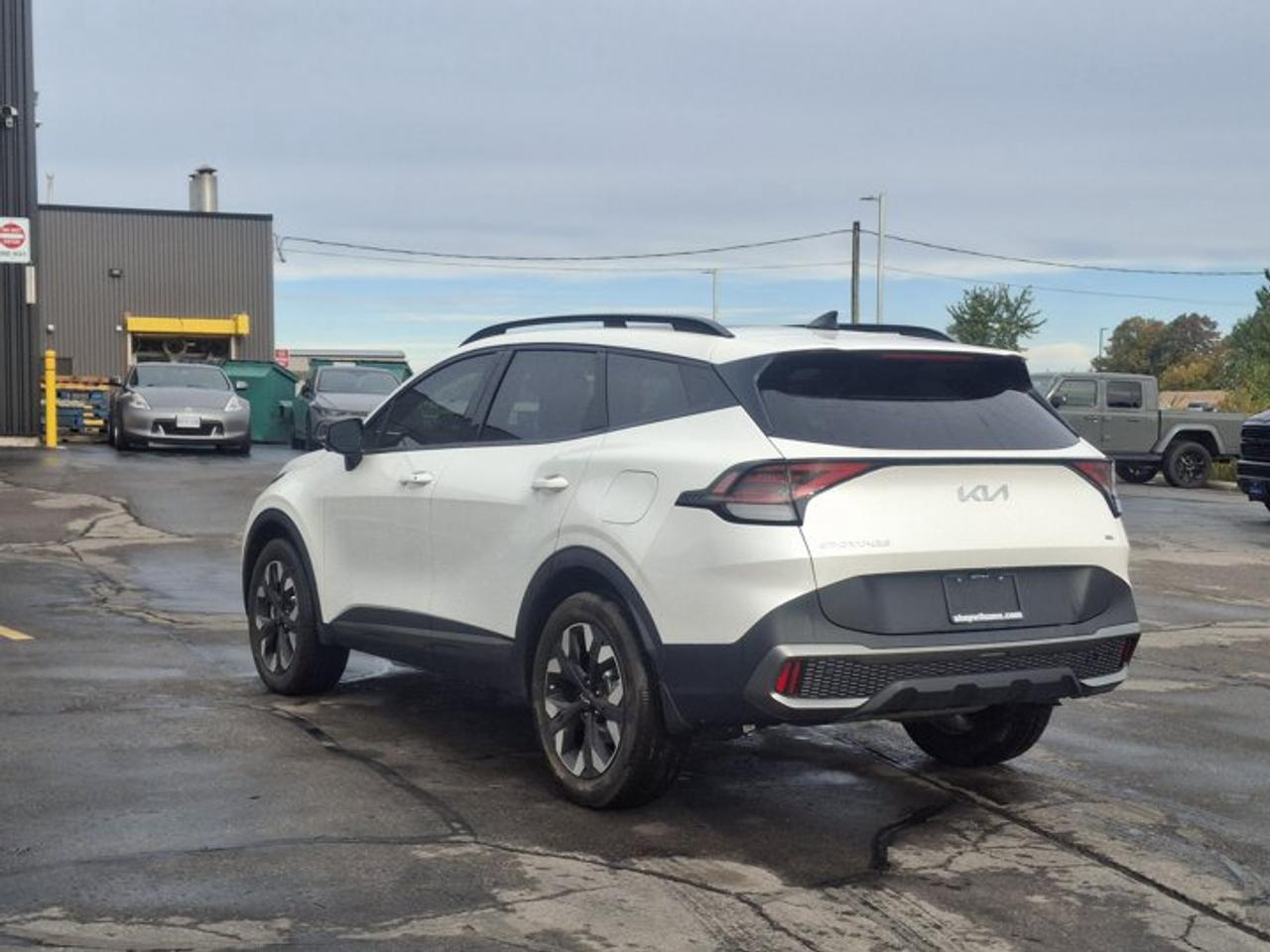 2023 Kia Sportage X-Line Limited AWD | Leather | Pano Roof | Heated Seats + Steering | Cooled Seats | and More ! Photo