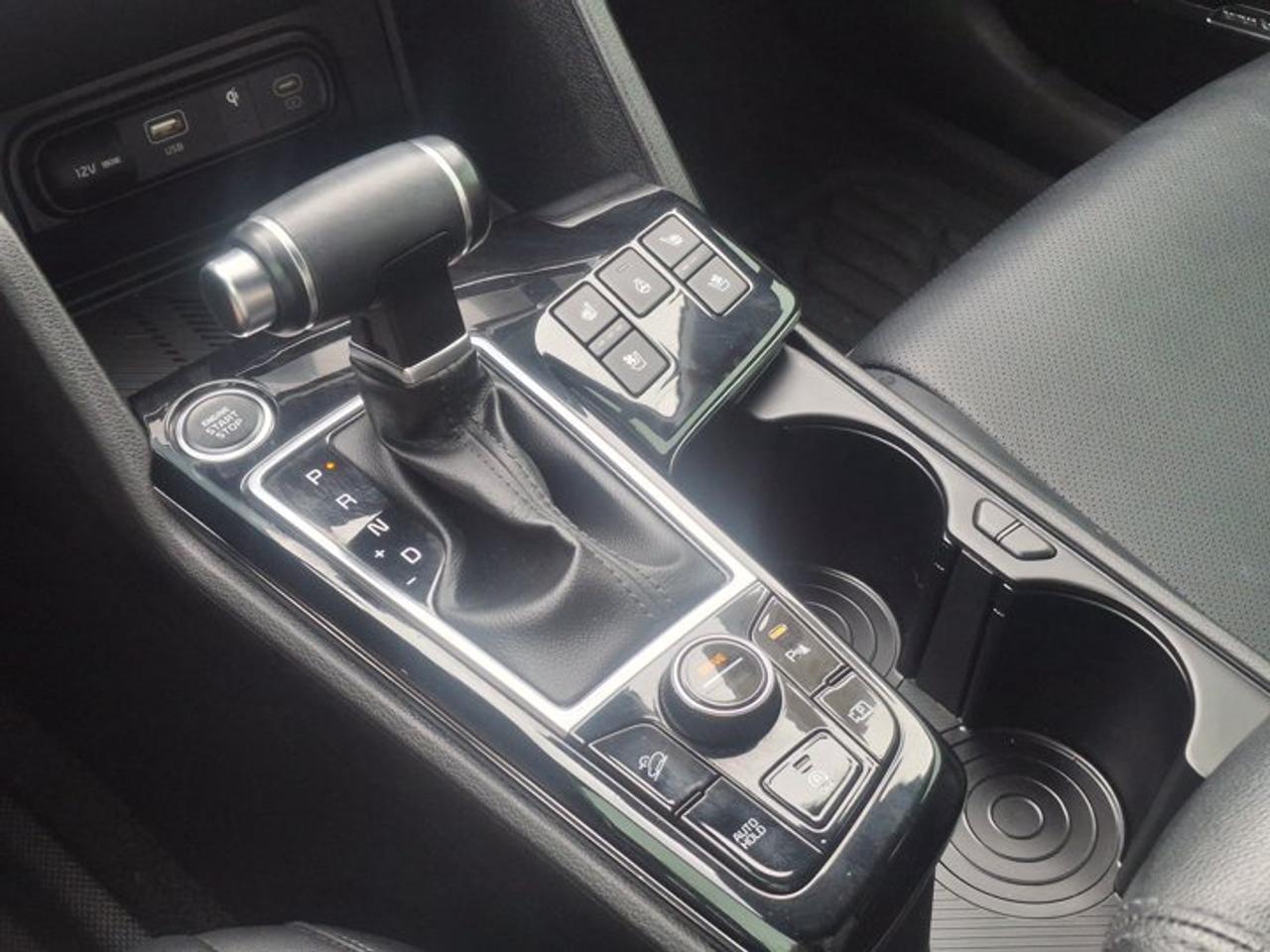 2023 Kia Sportage X-Line Limited AWD | Leather | Pano Roof | Heated Seats + Steering | Cooled Seats | and More ! Photo