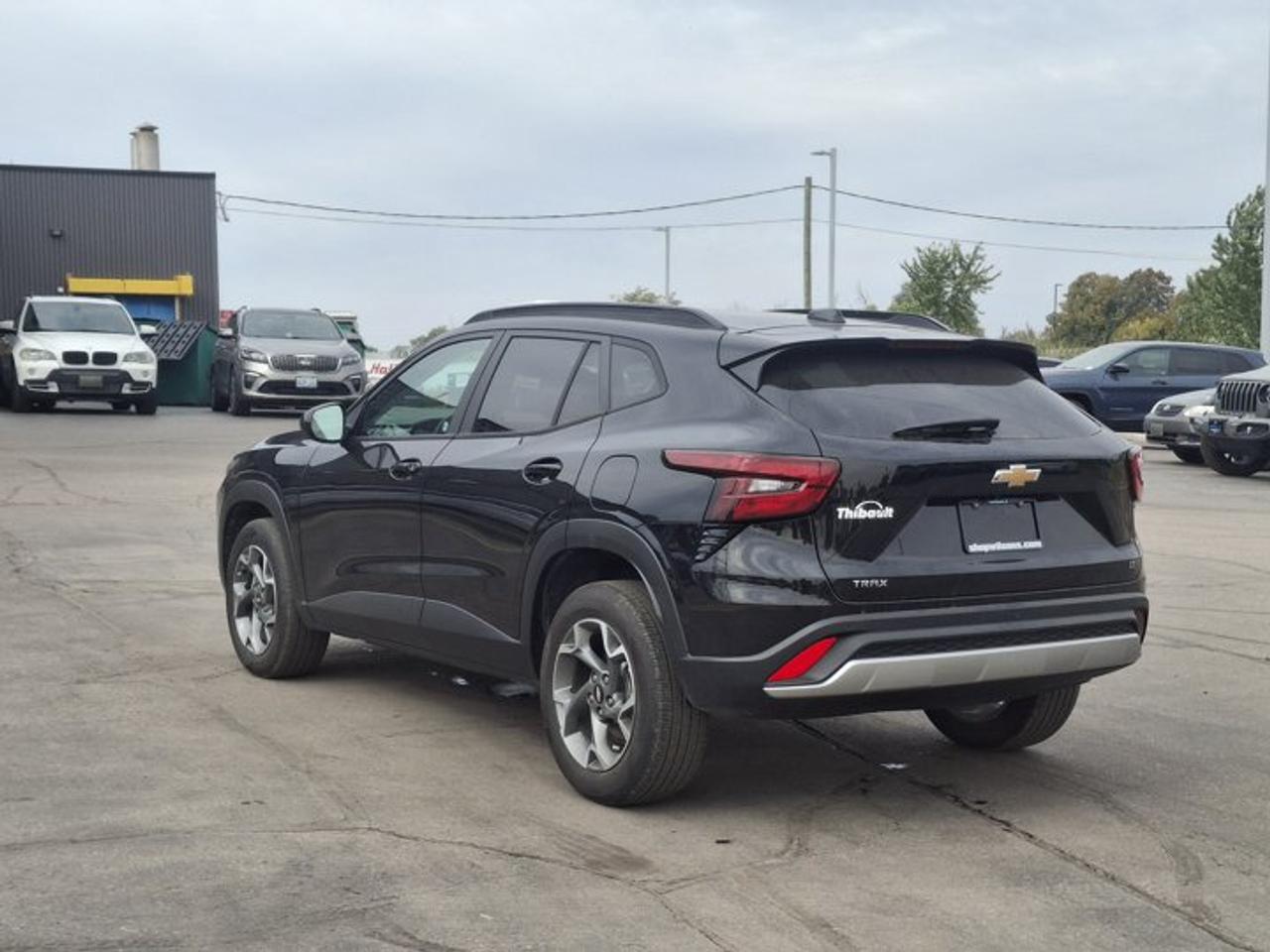 2024 Chevrolet Trax LT | Sunroof | Adaptive Cruise | BSM | Heated Wheel + Seats | Remote Start | CarPlay and More ! Photo2