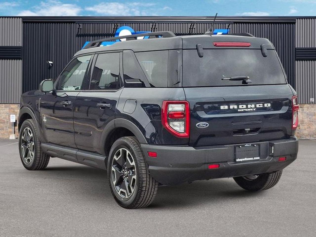 2022 Ford Bronco Sport Outer Banks 4X4 | Tech Pkg | B&O Audio | Heated Seats | Remote Start | CarPlay + Android & More ! Photo2