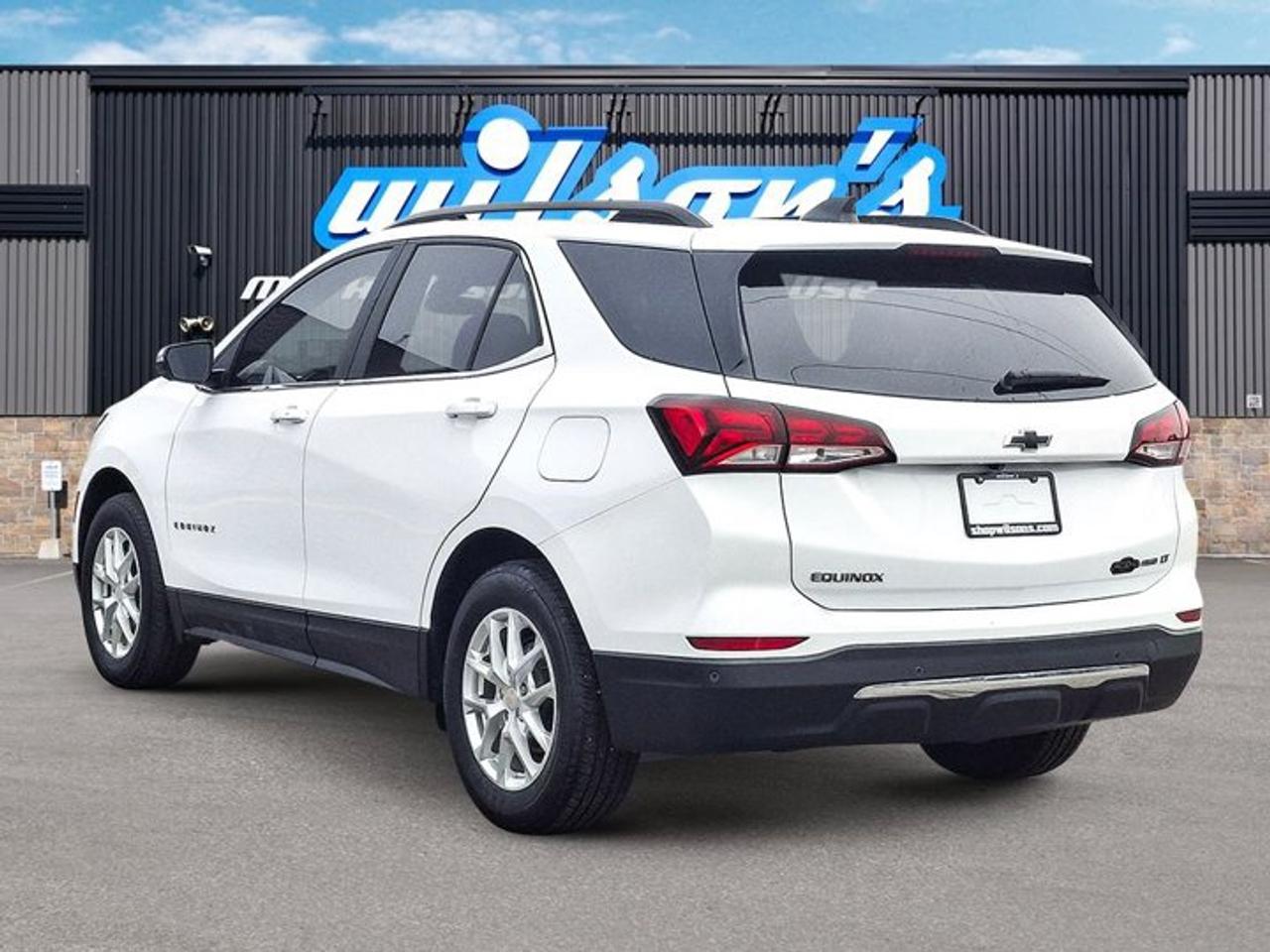 2022 Chevrolet Equinox LT AWD | Pano Roof | Navi | Heated Seats + Steering | Adaptive Cruise | Power Liftgate | and More ! Photo