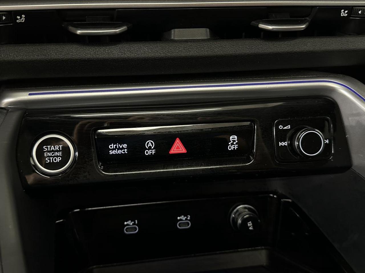2025 Audi New Q5 2.0T PREMIUM/AWD/PANORAMIC/LEATHER/NAVI/MORE! Photo