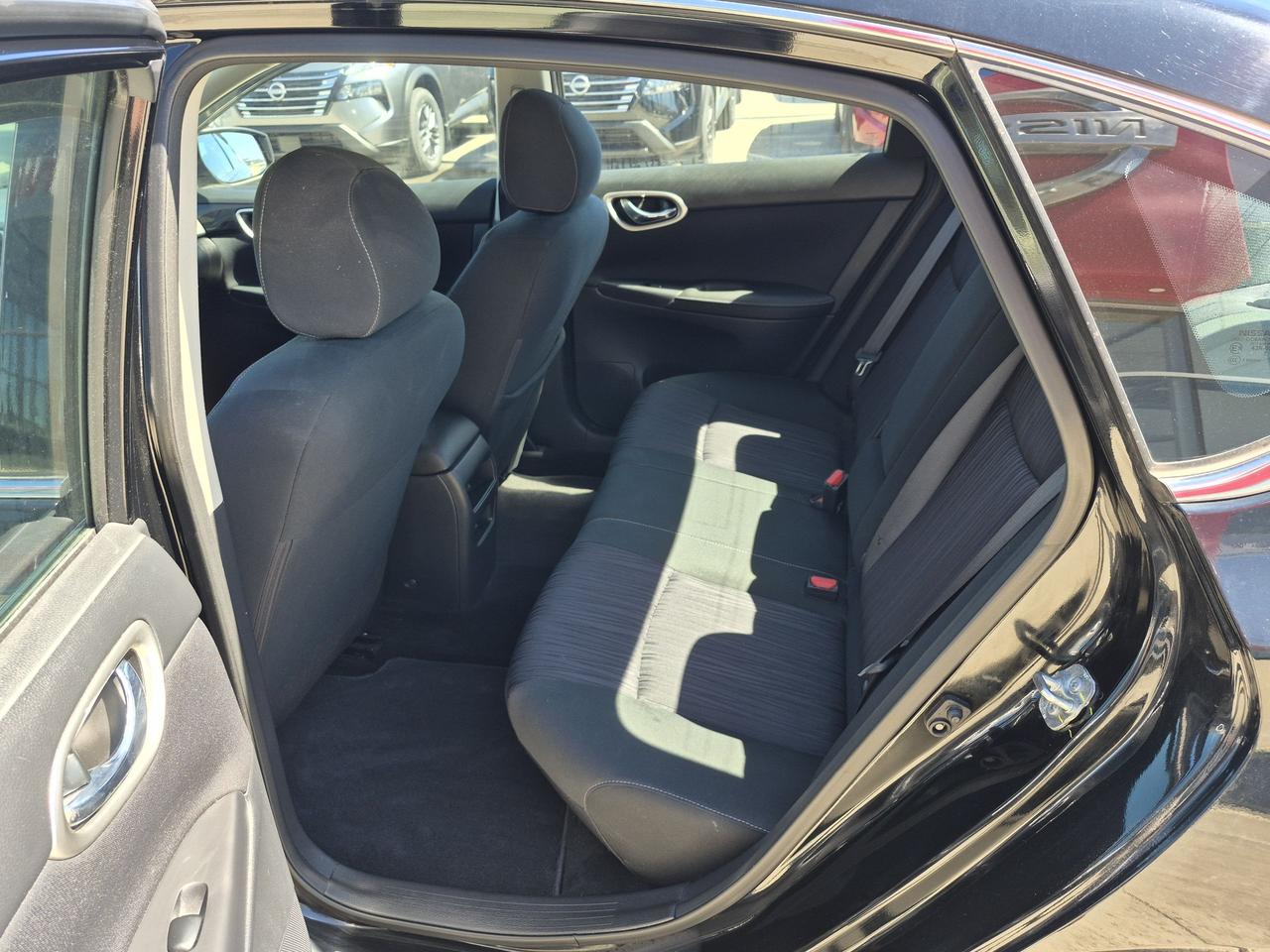 2019 Nissan Sentra SV Photo