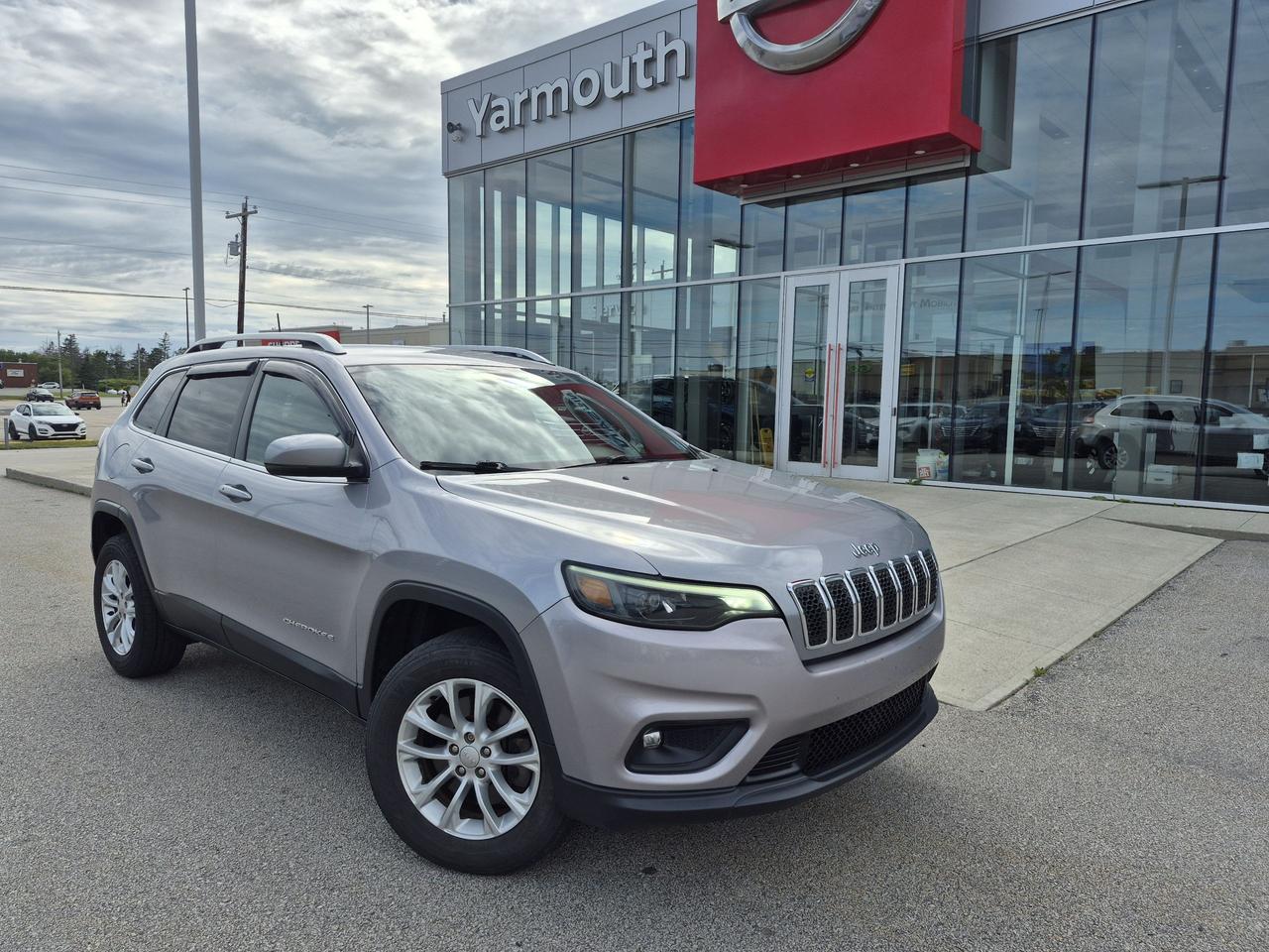 Used 2020 Jeep Cherokee North AWD 3.2L V6 for sale in Yarmouth, NS