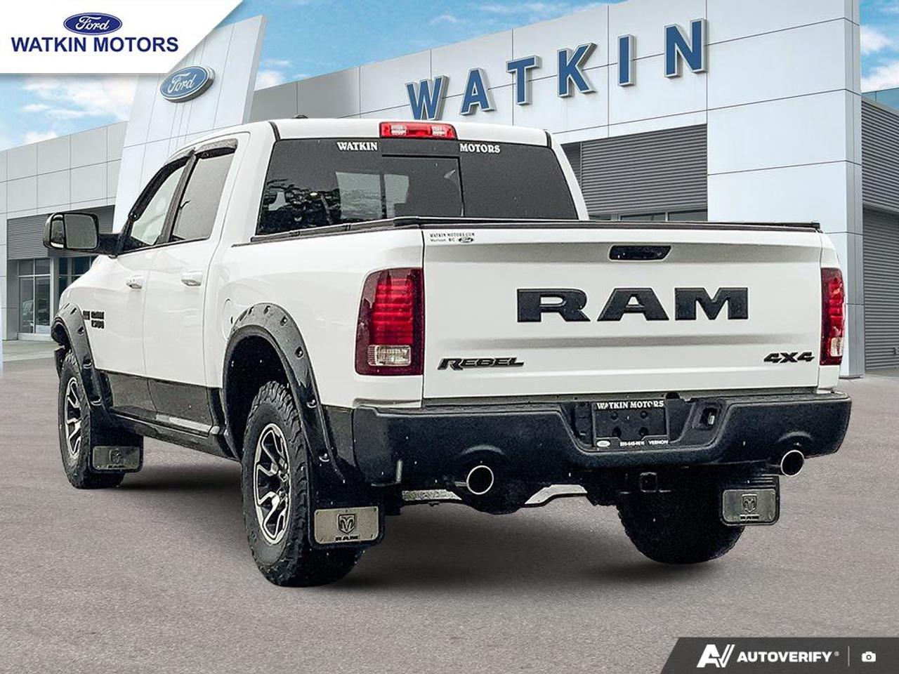 2017 RAM 1500 Crew Cab 4X4 REBEL Photo2