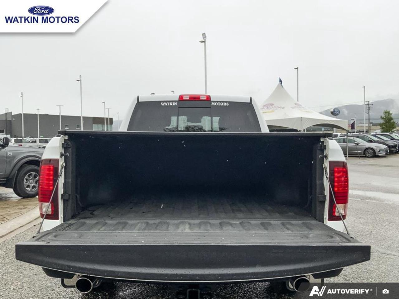 2017 RAM 1500 Crew Cab 4X4 REBEL Photo14