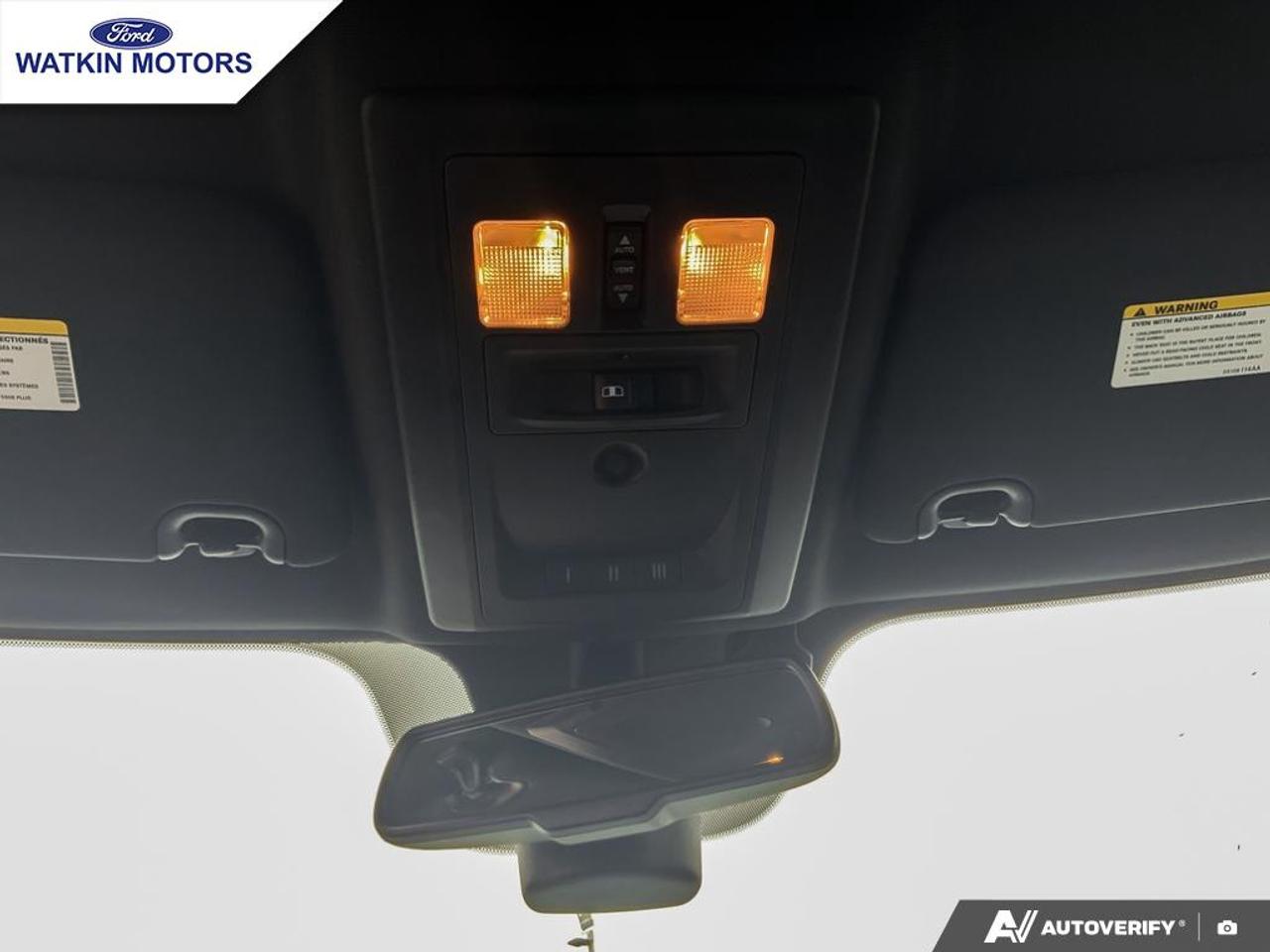 2017 RAM 1500 Crew Cab 4X4 REBEL Photo23