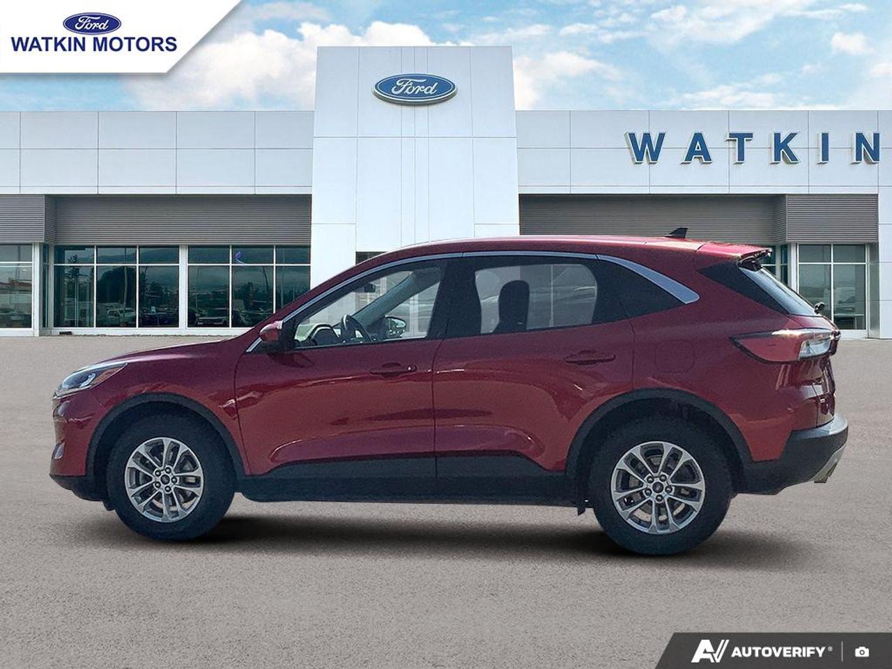 2021 Ford Escape SE AWD Photo1