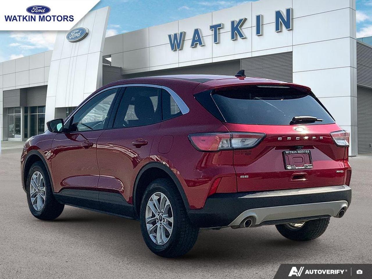 2021 Ford Escape SE AWD Photo2