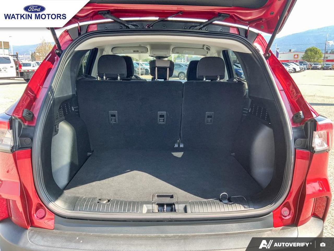 2021 Ford Escape SE AWD Photo14