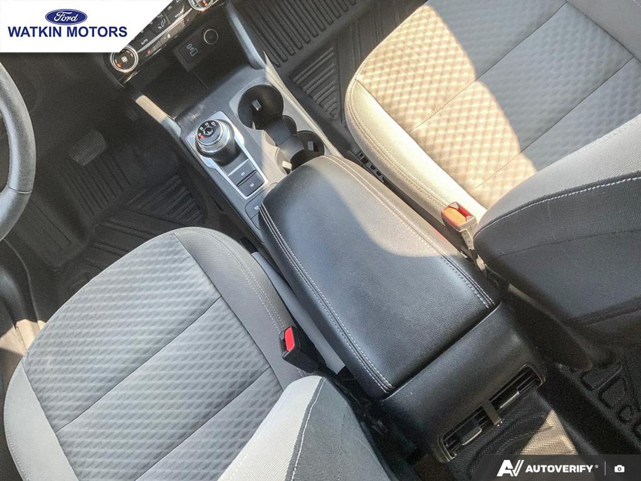 2021 Ford Escape SE AWD Photo20