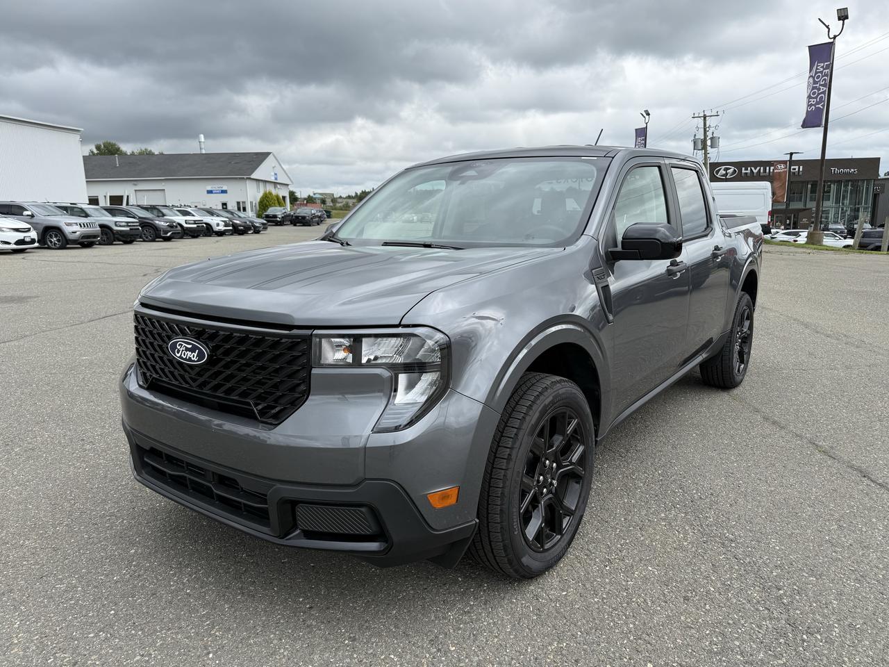 2026 Ford Maverick XLT AWD SuperCrew Photo1