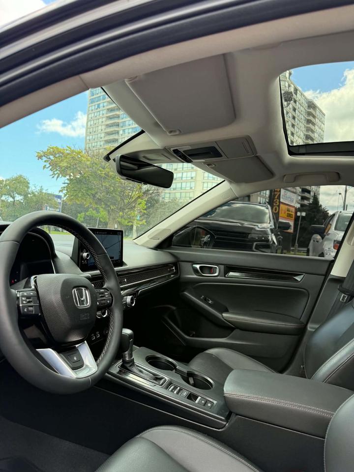 2024 Honda Civic Touring Photo