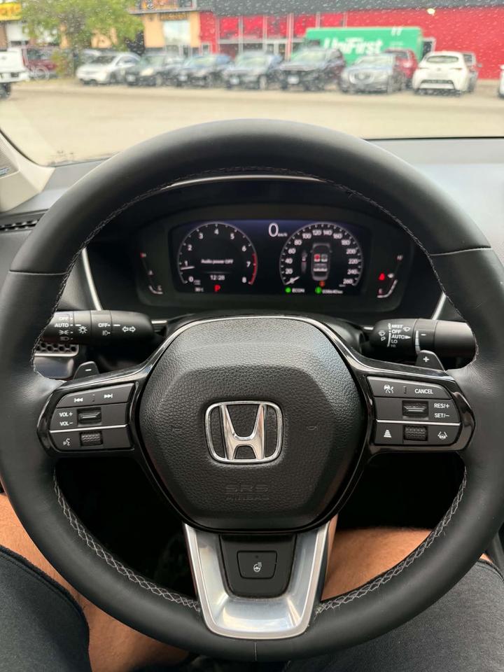 2024 Honda Civic Touring Photo
