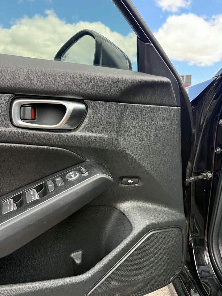 2024 Honda Civic Touring Photo