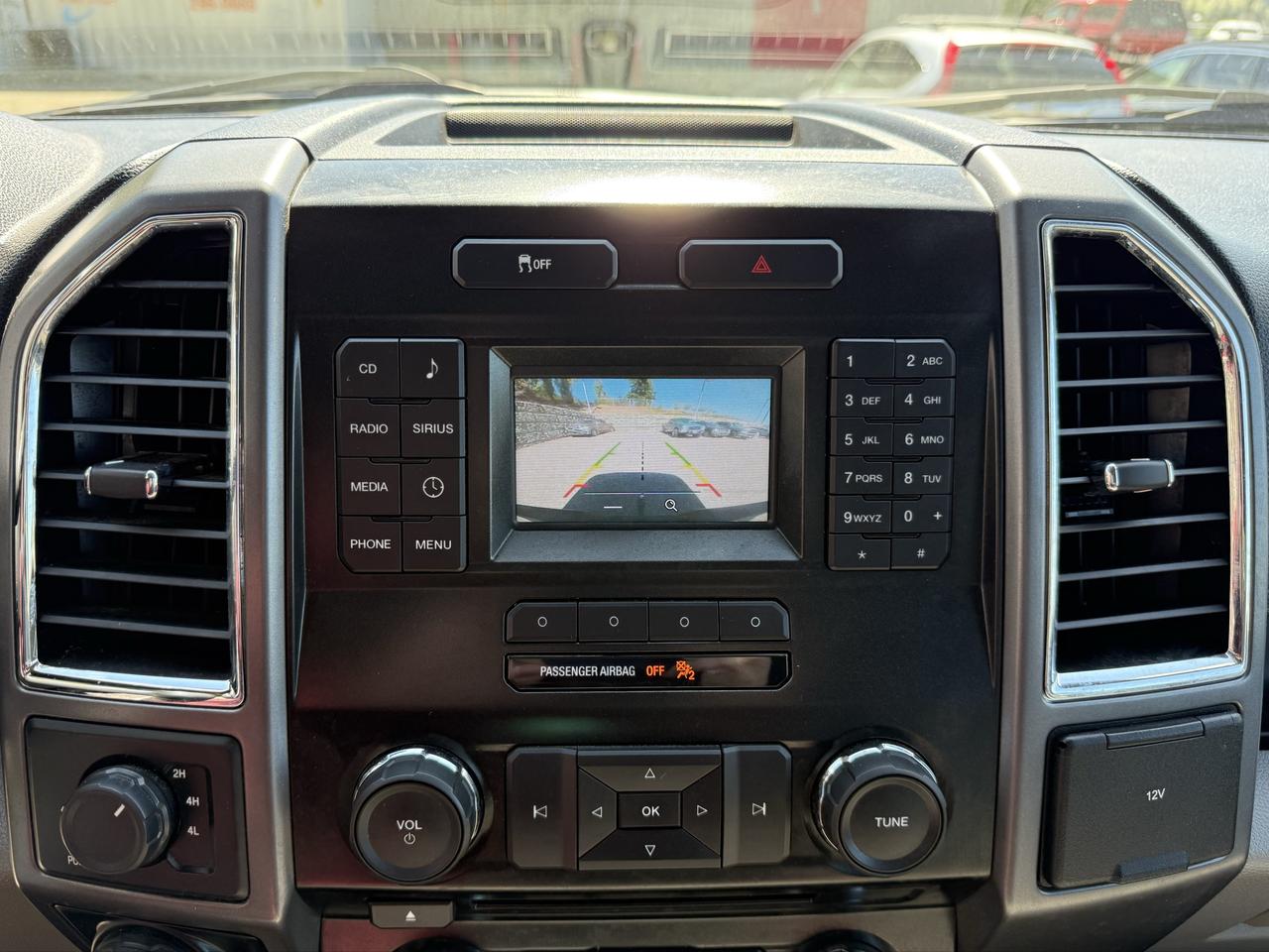 2016 Ford F-150 XLT Photo