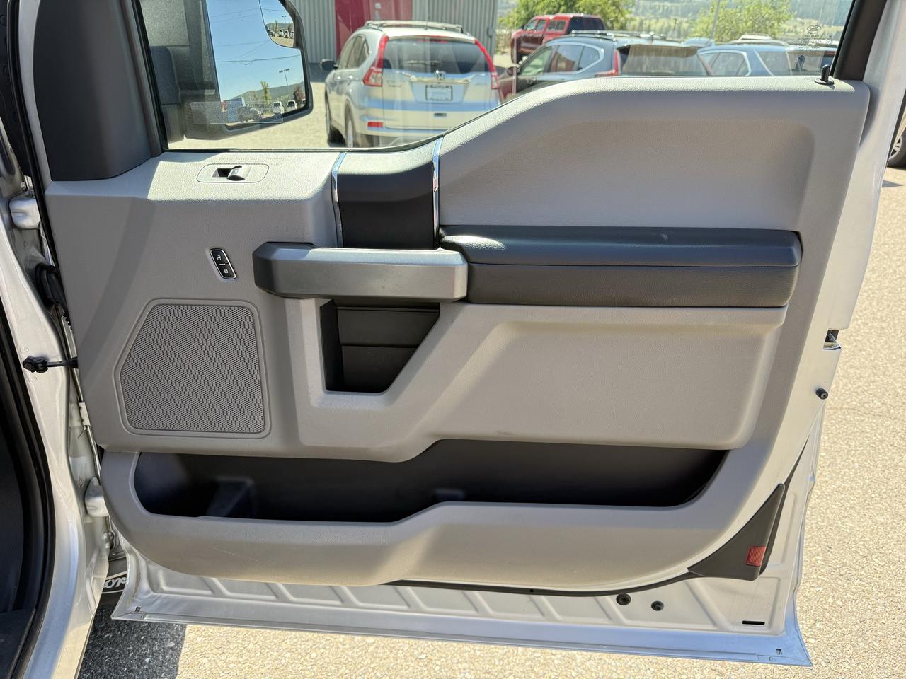 2016 Ford F-150 XLT Photo