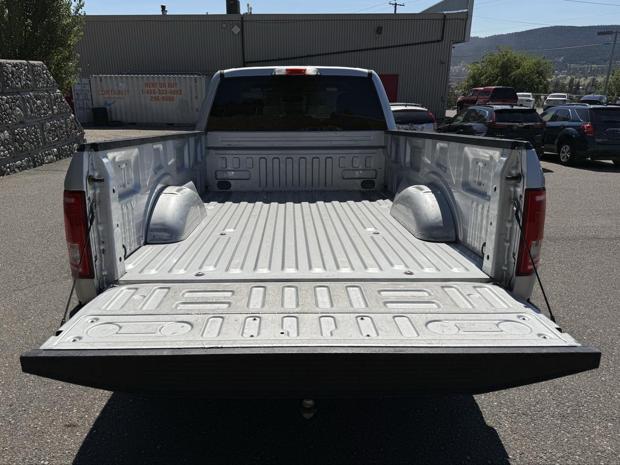2016 Ford F-150 XLT Photo