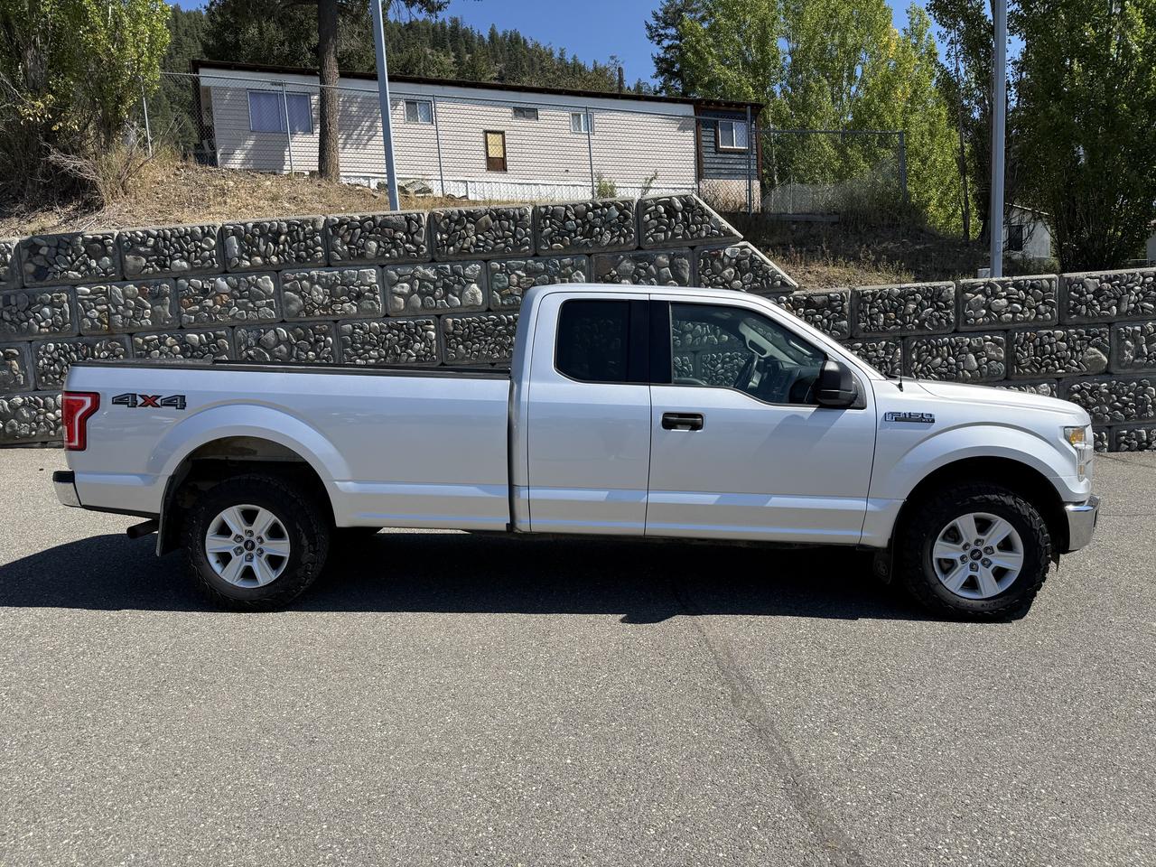2016 Ford F-150 XLT Photo