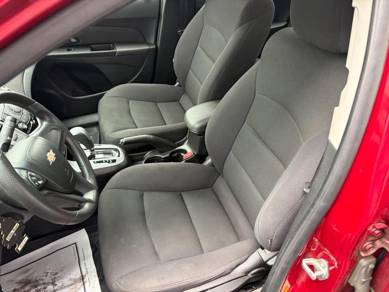 2012 Chevrolet Cruze 1LT - Photo #6