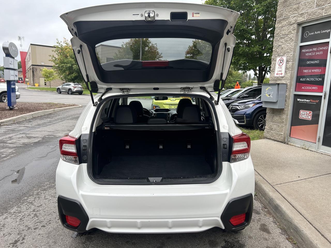 2018 Subaru Crosstrek Limited, AWD, SUNROOF, NAV, B/U CAMERA & MORE!! - Photo #6