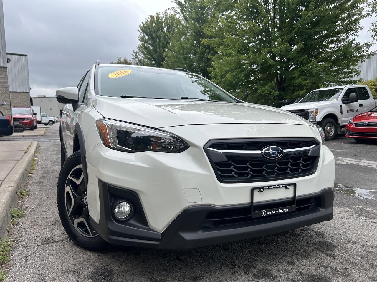 2018 Subaru Crosstrek Limited, AWD, SUNROOF, NAV, B/U CAMERA & MORE!! Photo