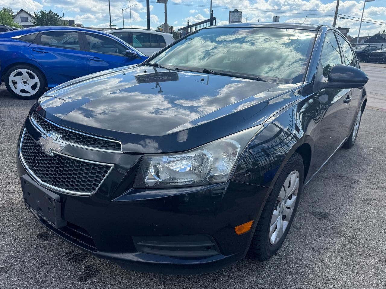 Used 2013 Chevrolet Cruze LT Turbo w/1SA for sale in Hamilton, ON