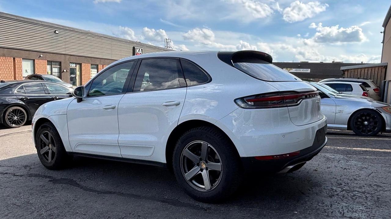 2019 Porsche Macan BASE AWD| CLEAN CARFAX| NO CLAIMS Photo4