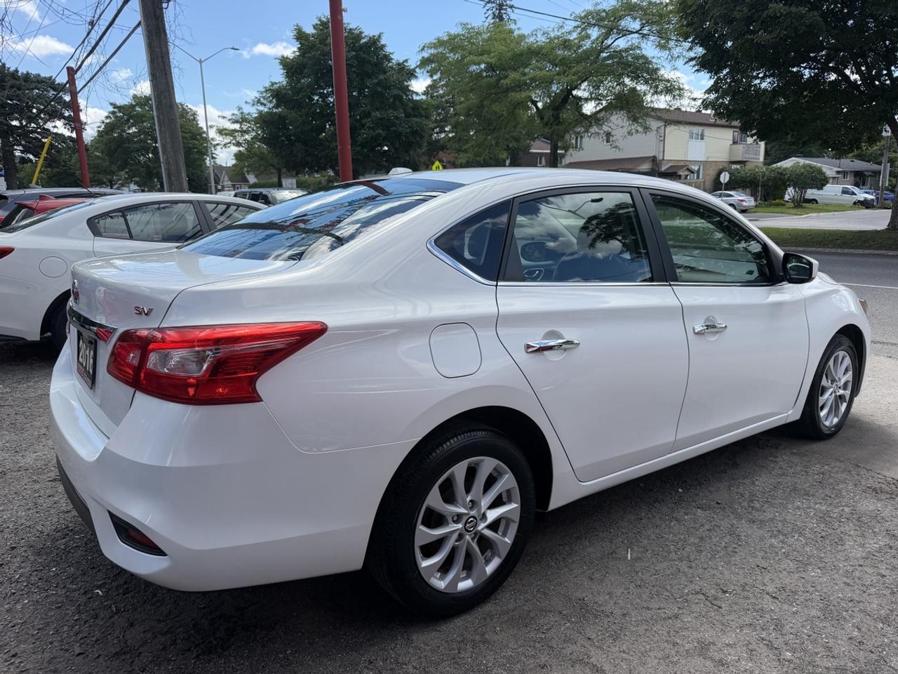 2016 Nissan Sentra SV Photo