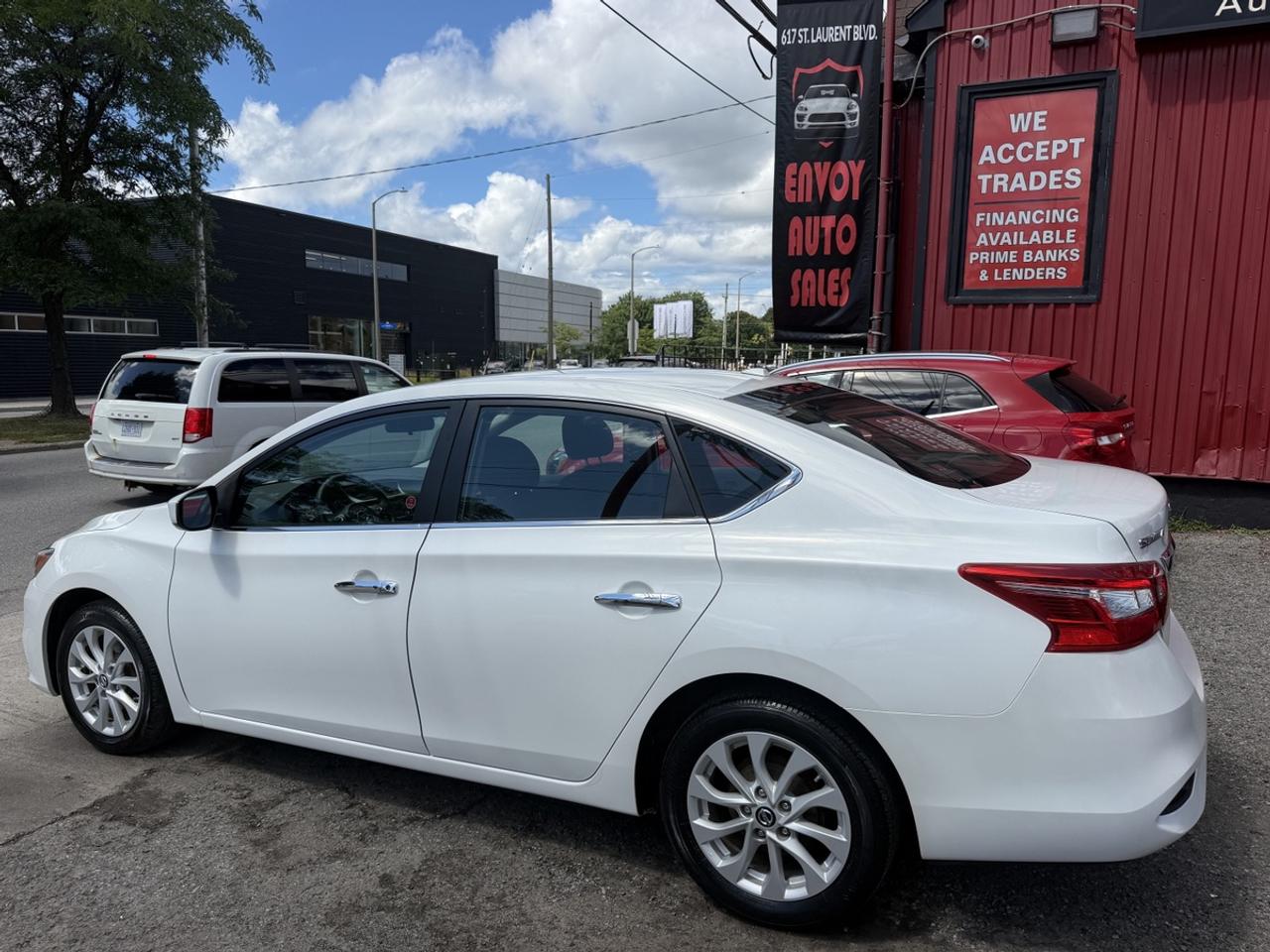 2016 Nissan Sentra SV Photo