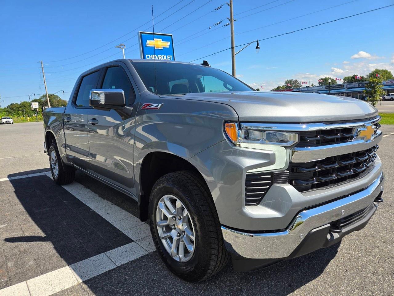 2026 Chevrolet Silverado 1500 Crew Cab Short Box 4-Wheel Drive LT Photo