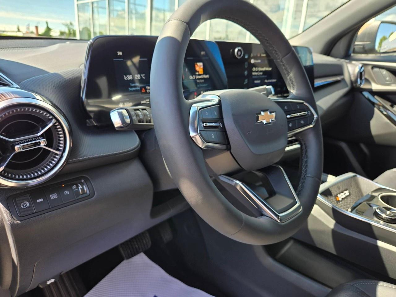 2027 Chevrolet Equinox AWD LT Photo