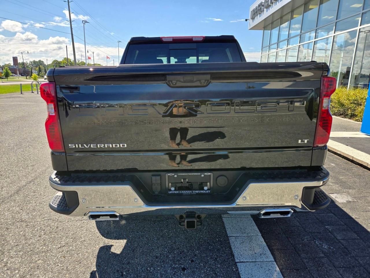 2026 Chevrolet Silverado 1500 Crew Cab Short Box 4-Wheel Drive LT Photo