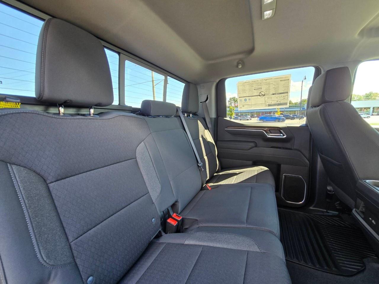 2026 Chevrolet Silverado 1500 Crew Cab Short Box 4-Wheel Drive LT Photo
