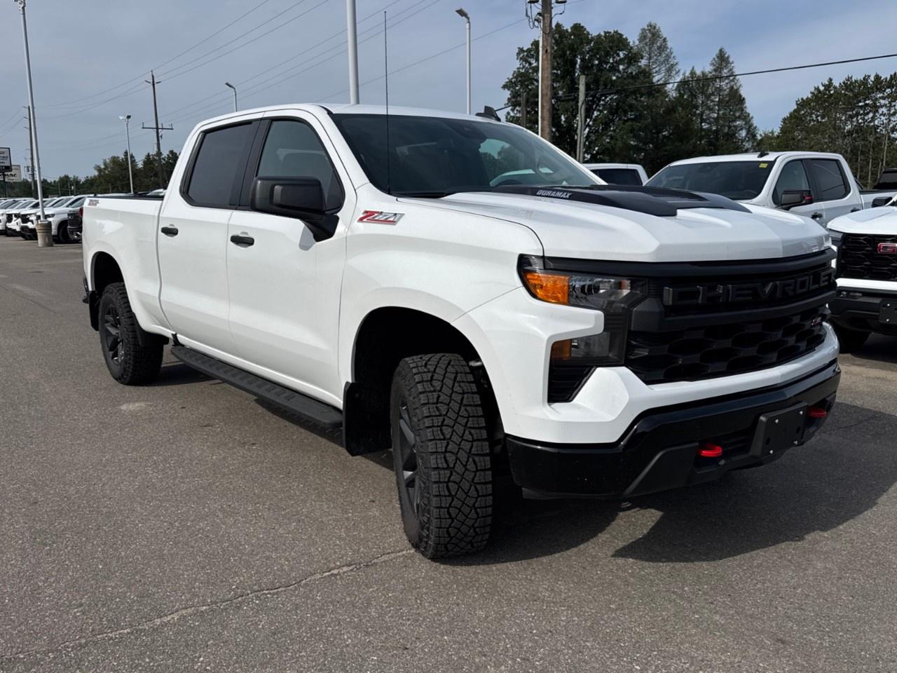2026 Chevrolet Silverado 1500 Crew Cab Standard Box 4-Wheel Drive Custom Trail Boss Photo2