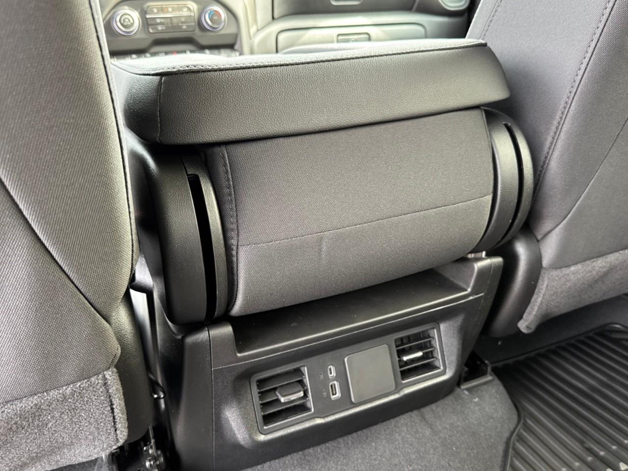2026 Chevrolet Silverado 1500 Crew Cab Standard Box 4-Wheel Drive Custom Trail Boss Photo