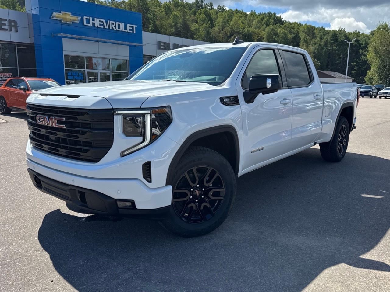 2026 GMC Sierra 1500 Crew Cab Standard Box 4-Wheel Drive Elevation Photo