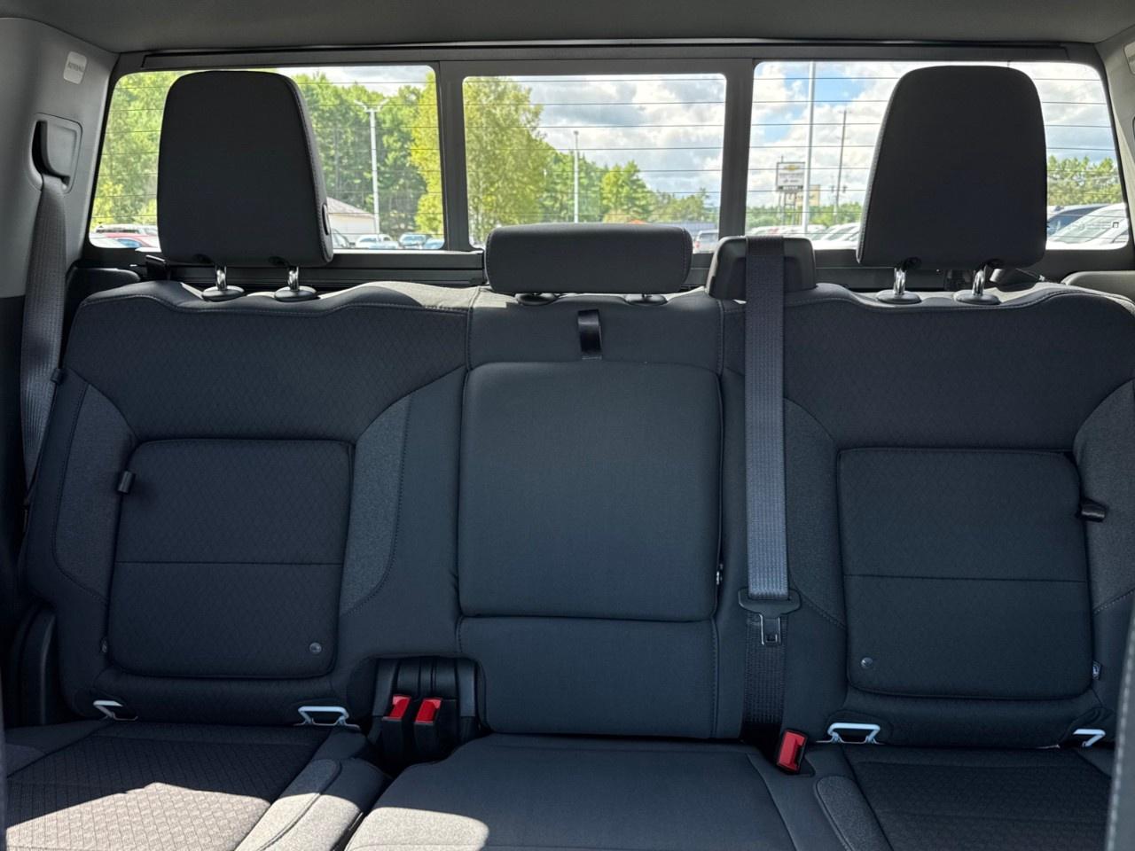2026 GMC Sierra 1500 Crew Cab Standard Box 4-Wheel Drive Elevation Photo