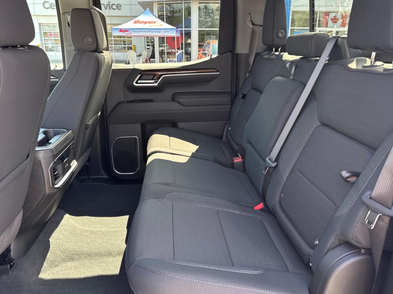 2026 GMC Sierra 1500 Crew Cab Standard Box 4-Wheel Drive Elevation Photo