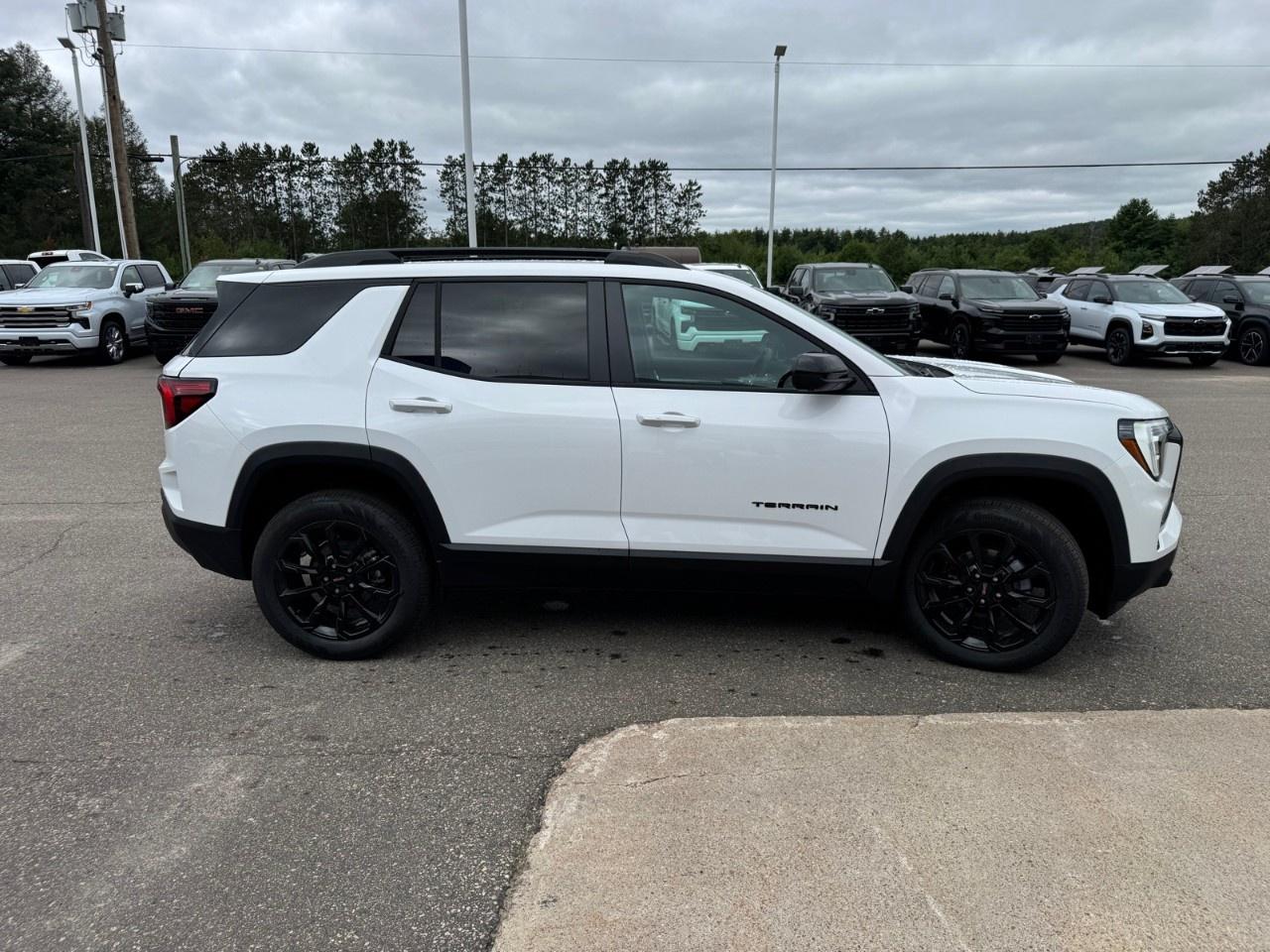 2027 GMC Terrain AWD Elevation Photo3