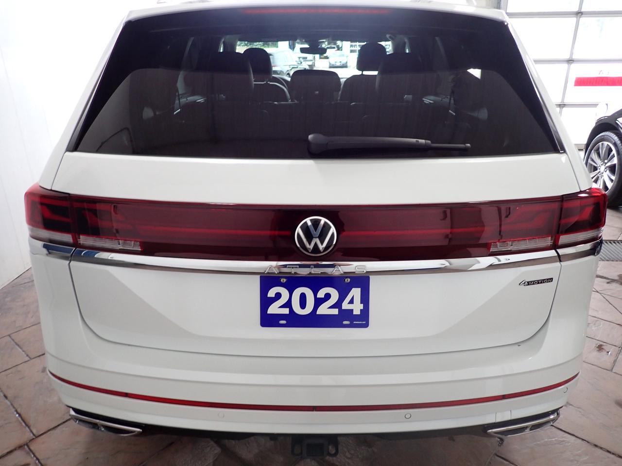 2024 Volkswagen Atlas Execline LEATHER NAVI SUNROOF AWD Photo