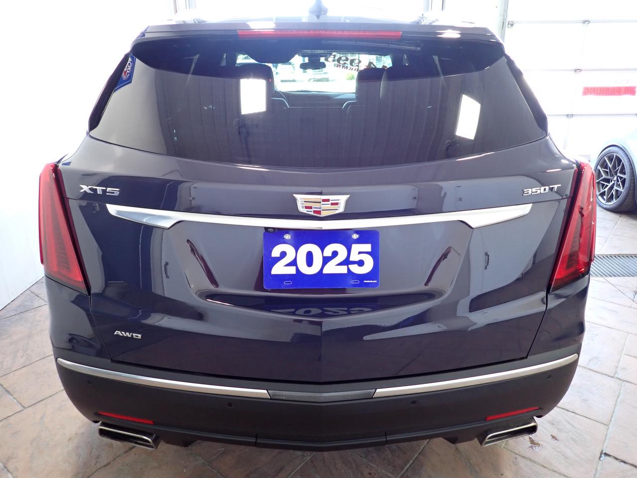 2025 Cadillac XT5 AWD Luxury 4DR LEATHER Photo